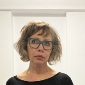 Meet your Posher, Edwina